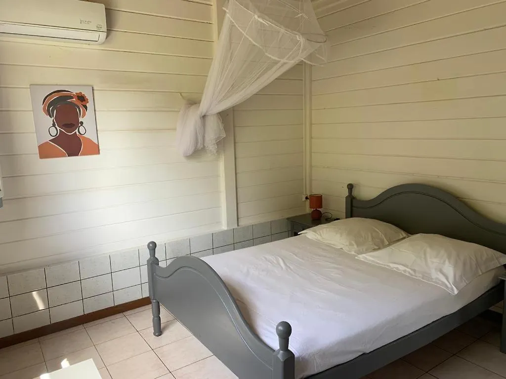Hébergement de vacances Lauramar Noix De Cajou - Vue Mer Et Montagne Le Carbet Martinique